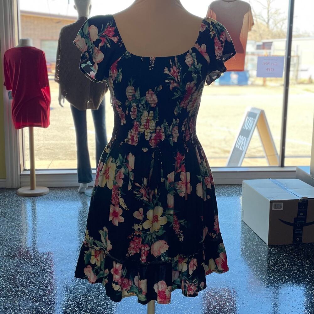 Floral‎ Print Babydoll Mini Dress- EUC